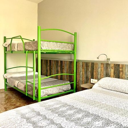 Hotel Atalaya Sarrión Oda fotoğraf